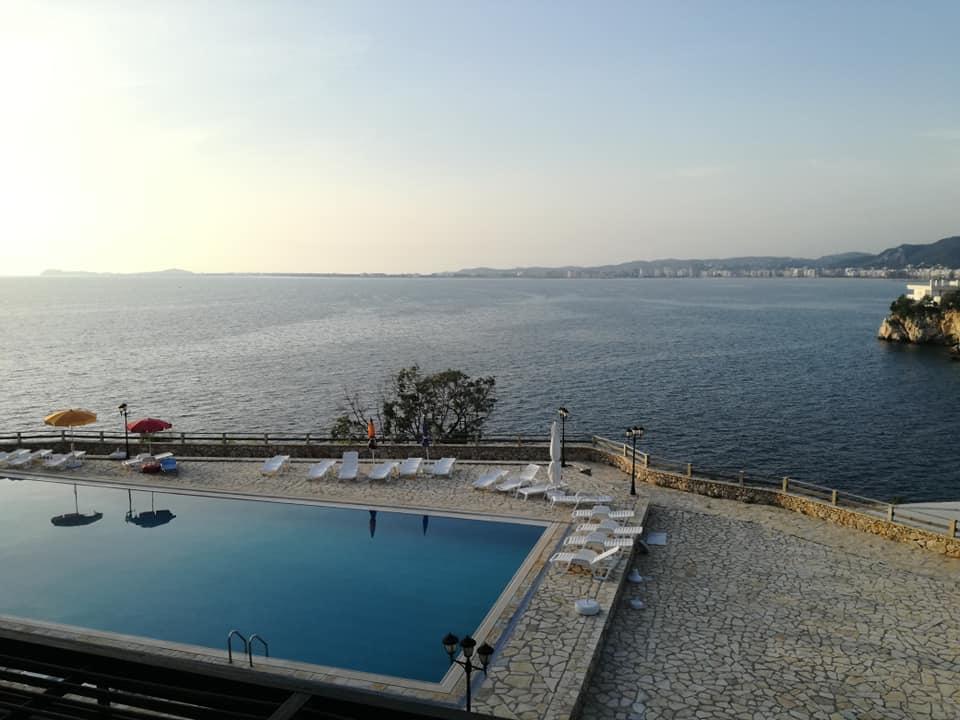 Aneta'S Beach House วญอเรอ ภายนอก รูปภาพ