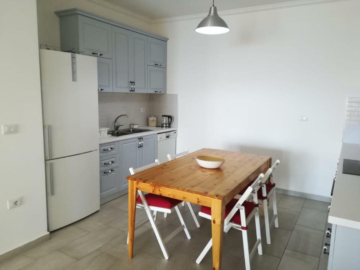 Aneta'S Beach House วญอเรอ ภายนอก รูปภาพ